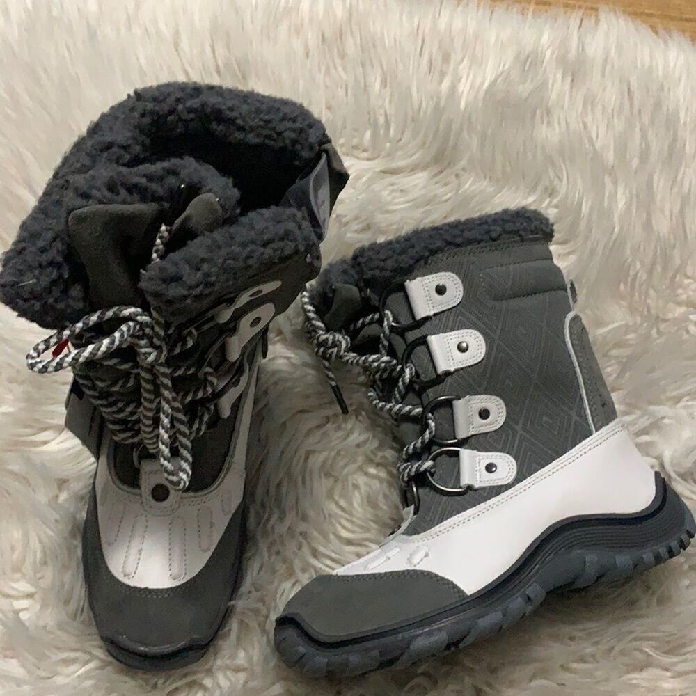 NWT PAJAR CANADA WINTER FUR LINED BOOTS SIZE 6 1/2